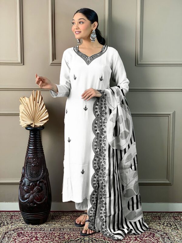 Traditional Elegance Festive Kurta